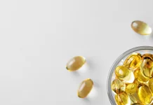 9 FISH OIL BENEFITS FOR SKIN, HAIR AND HEALTH