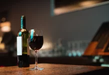 SURPRISING RED WINE BENEFITS FOR SKIN, HAIR AND HEALTH